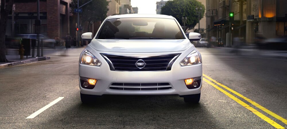 2013-Nissan-Altima-04